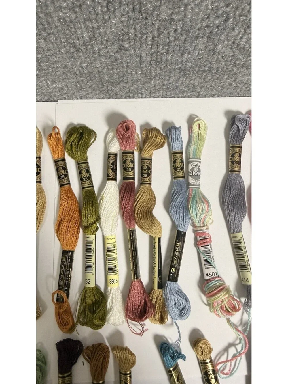 LOT of 27 Skeins Embroidery Floss Most Complete 100% Cotton Variety Of Colors